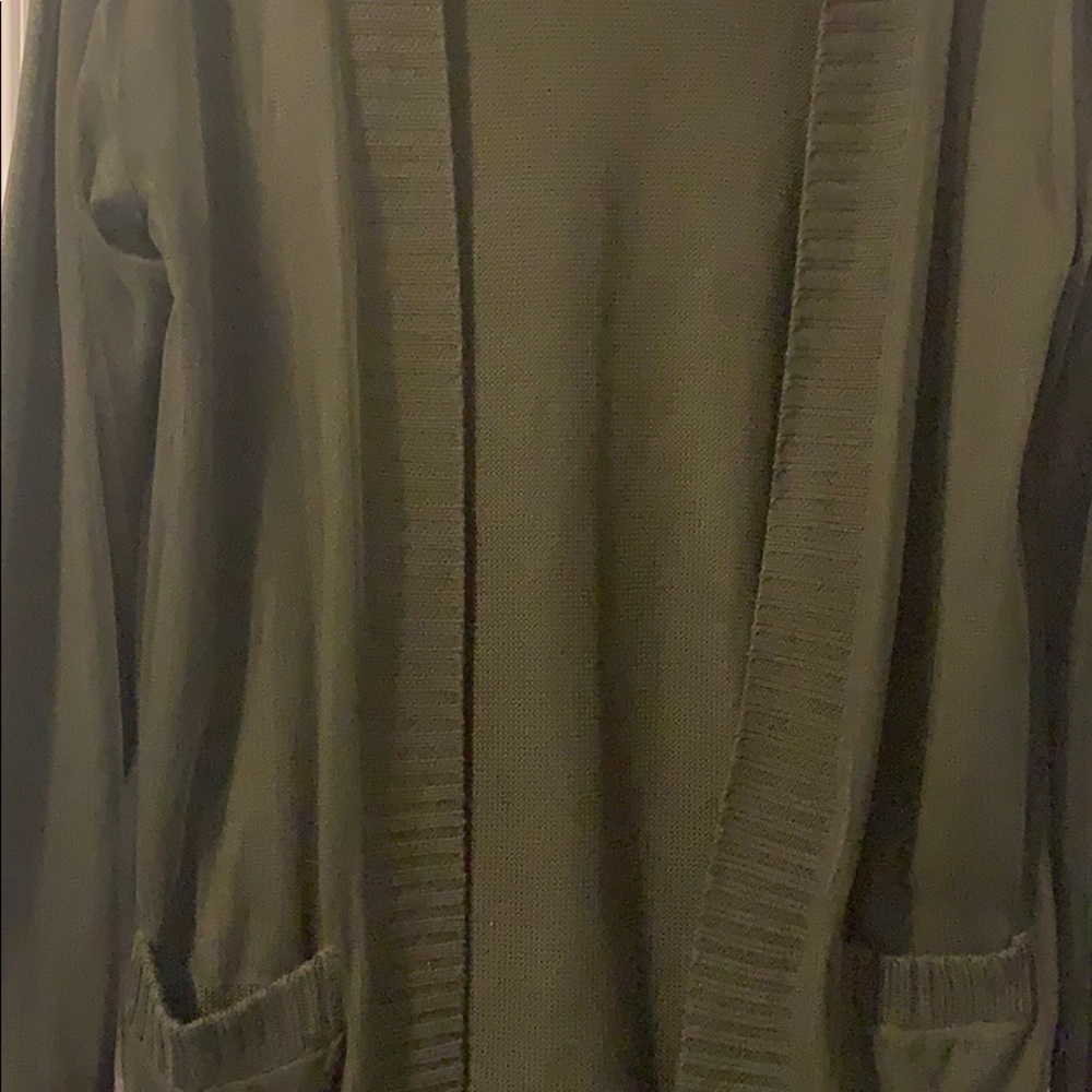 Sweater - Picture 4 of 8